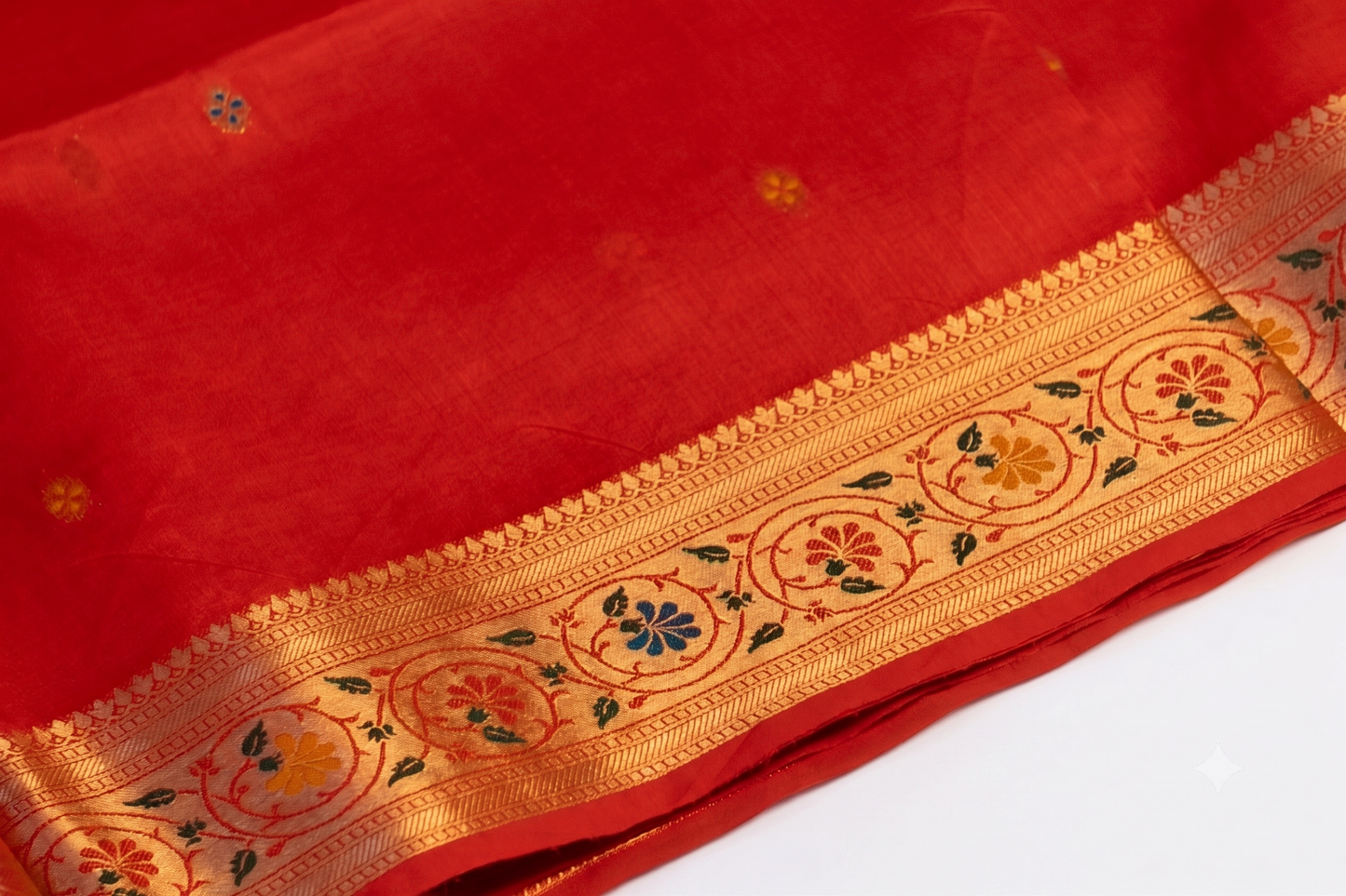 Meenarang - Red Silk Saree