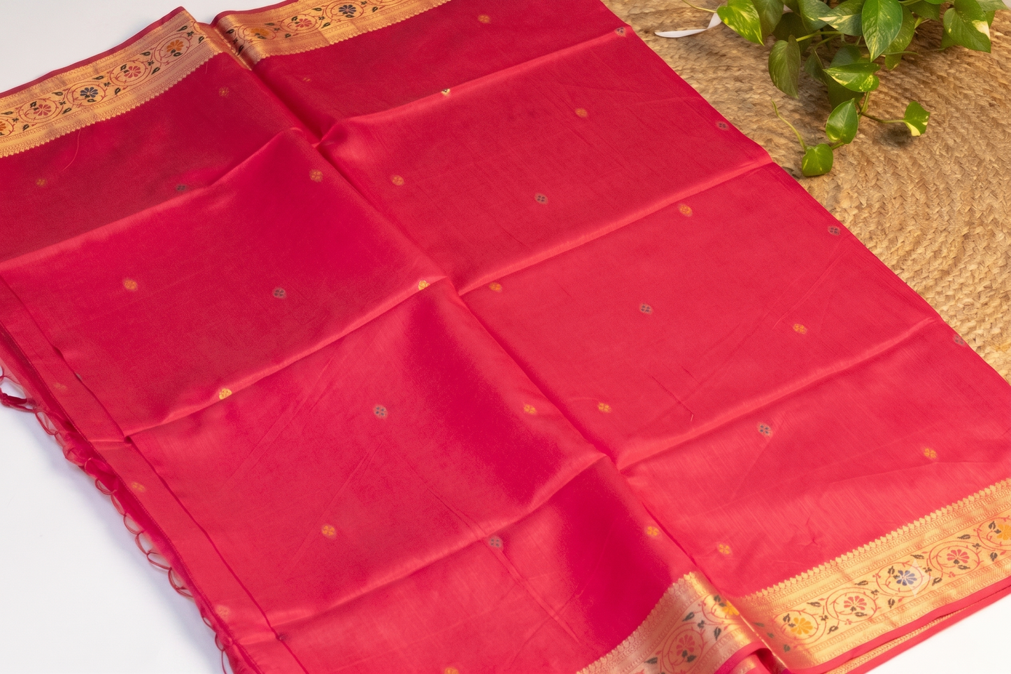 Meenarang - Pink Silk Saree