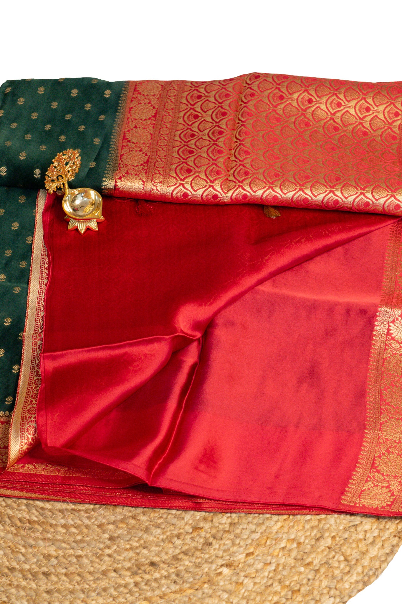 Nandini - Crepe Satin Saree