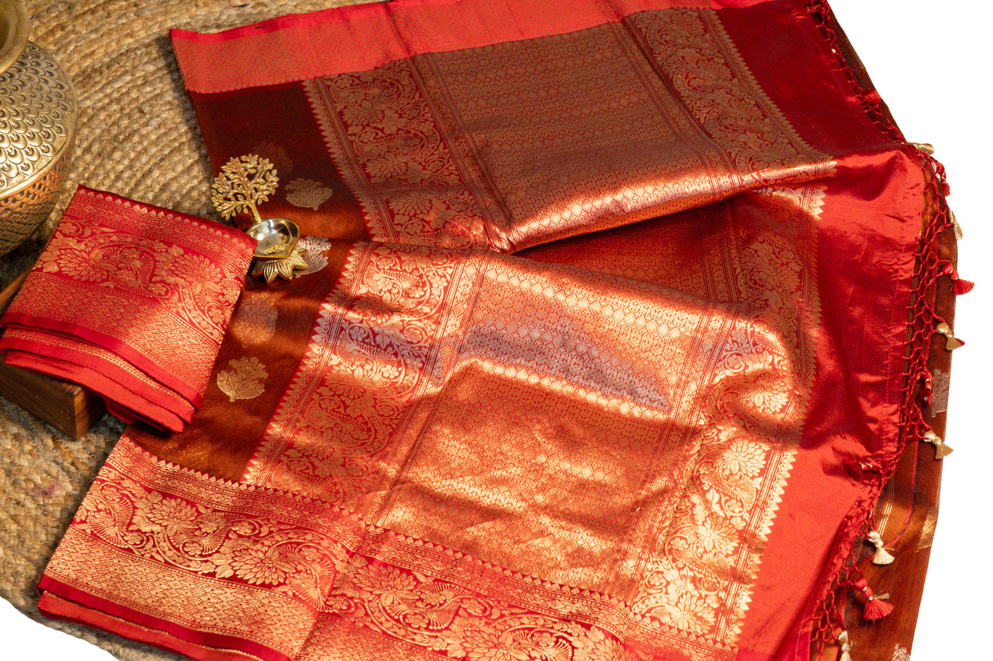 Devyani - Banarasi Pure Kora Organza