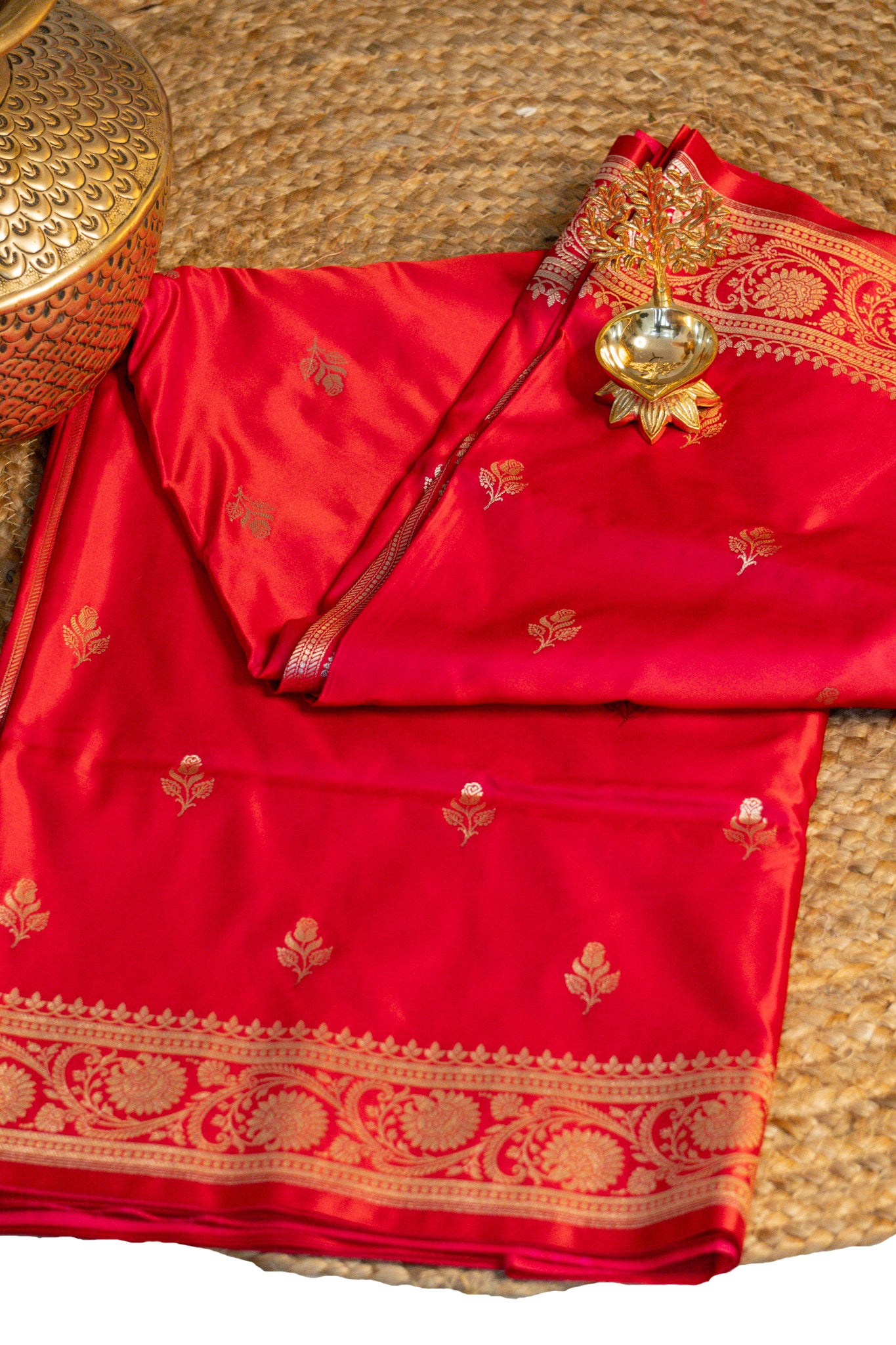 Madhavi - Banarasi Mashru Katan Silk